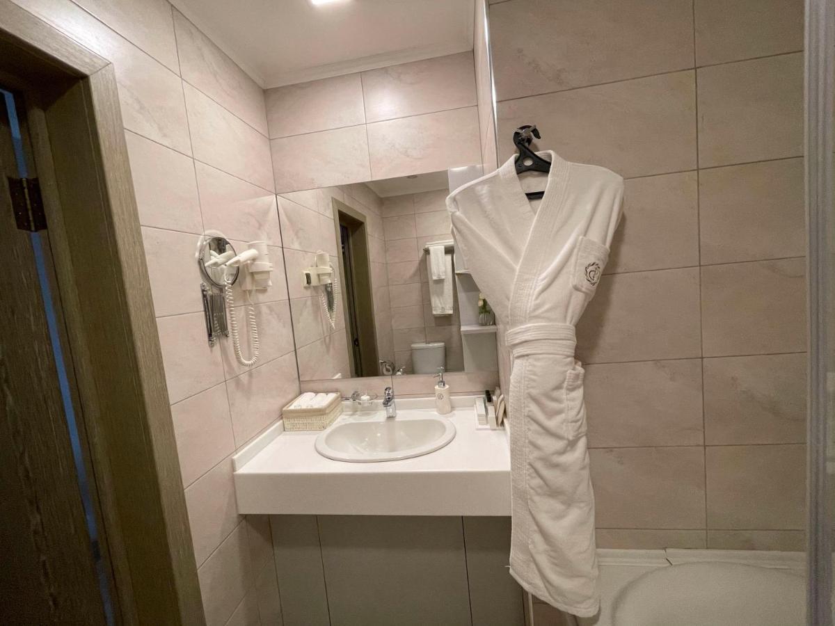 Grace Point Hotel Astana Luaran gambar