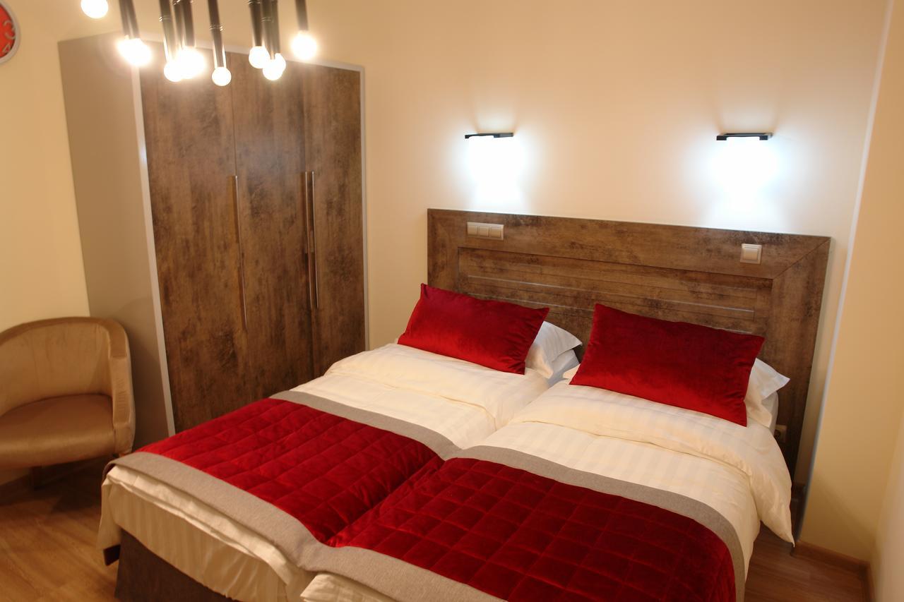 Grace Point Hotel Astana Luaran gambar