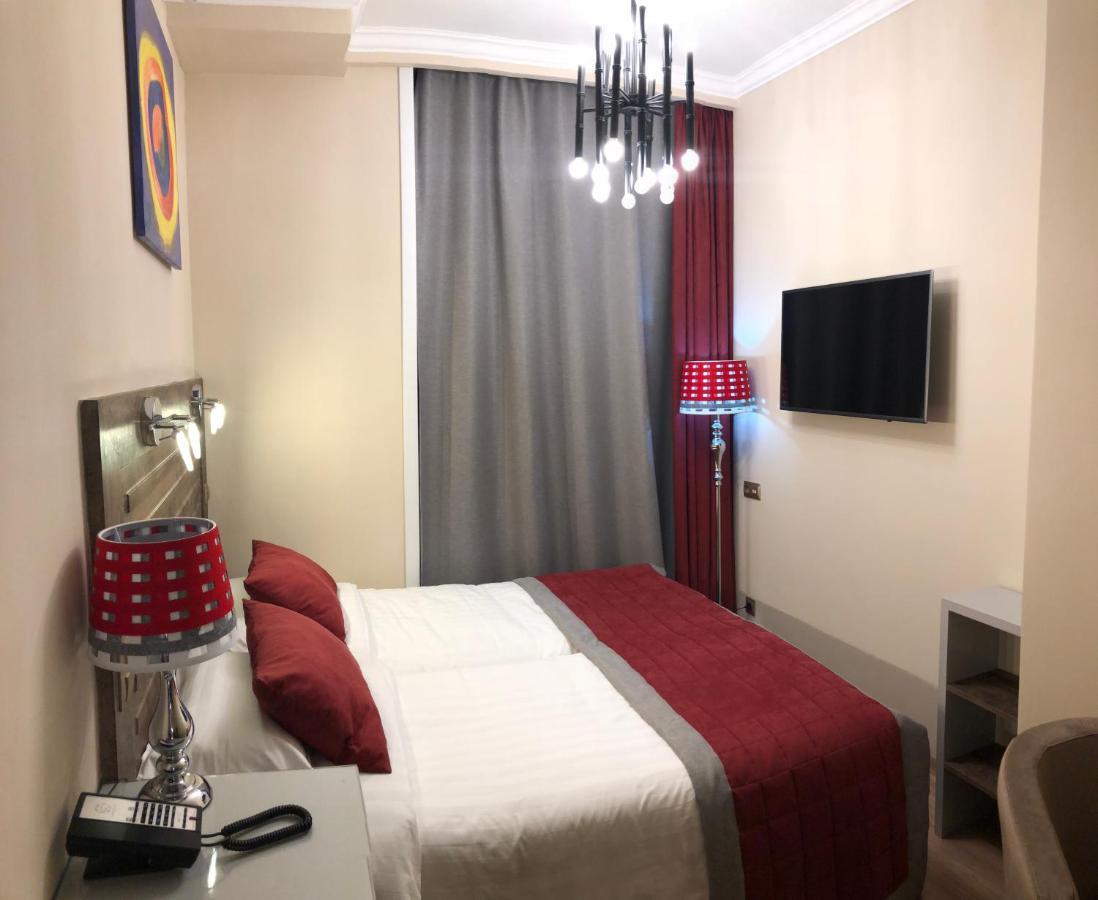 Grace Point Hotel Astana Bilik gambar