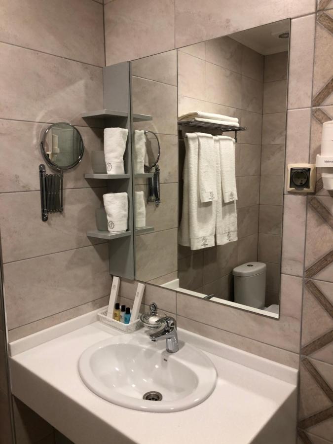 Grace Point Hotel Astana Bilik gambar